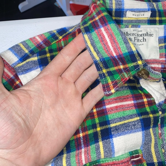 Abercrombie & Fitch Muscle Plaid Flannel Shirt | Size Large - Picture 7 of 11